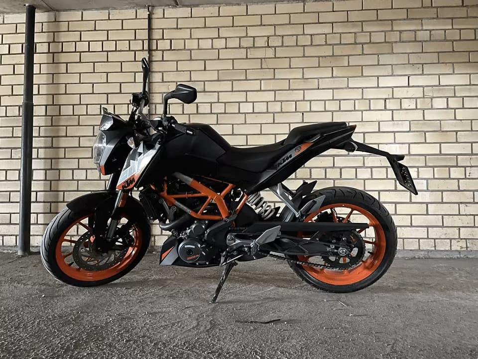 KTM 390 Duke