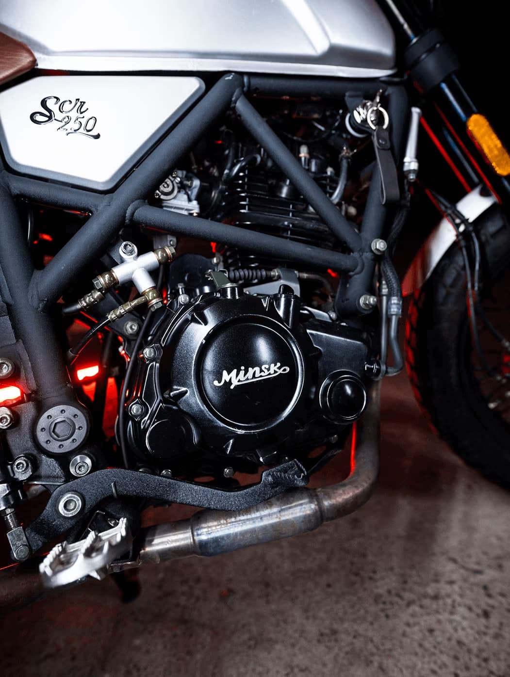 Minsk SCR 250 Gray